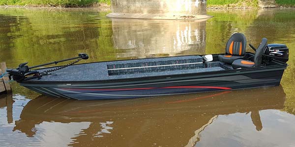 Motorboot mit Design Folie